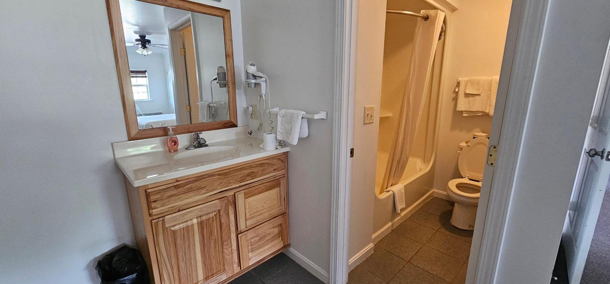 Beverly Hills Inn Aberdeen ภายนอก รูปภาพ
